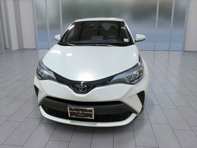 Certified 2022 Toyota C-HR XLE FWD image 3