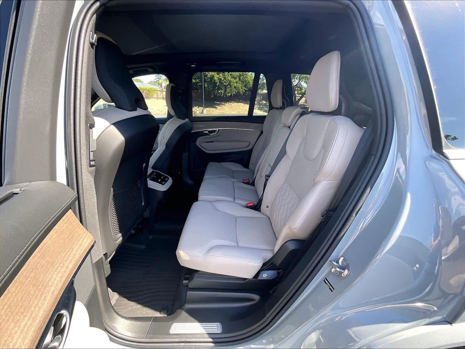New 2027 Volvo XC90 B6 Plus AWD/4WD image 12