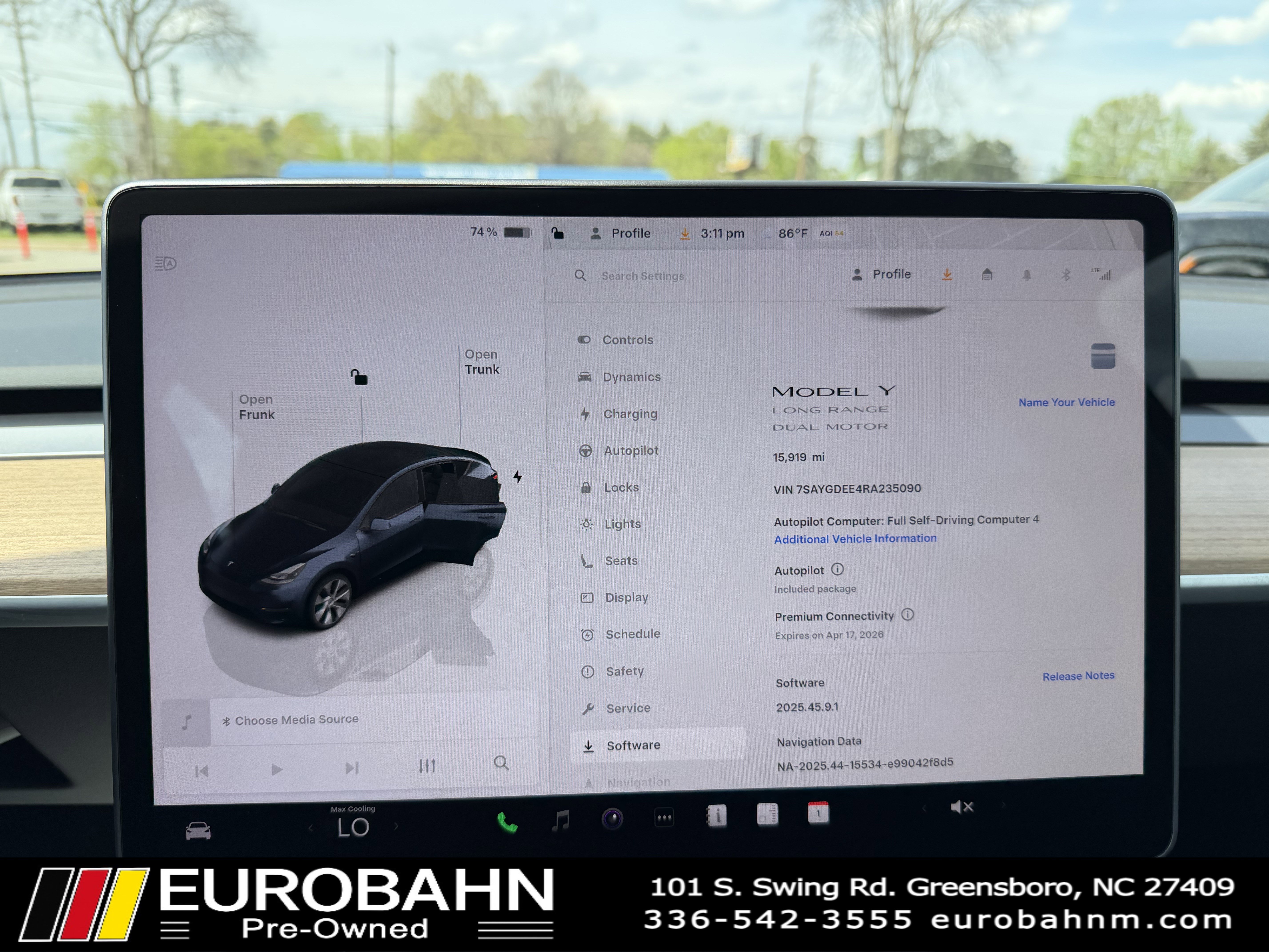 Used 2024 Tesla Model Y Long Range image 23