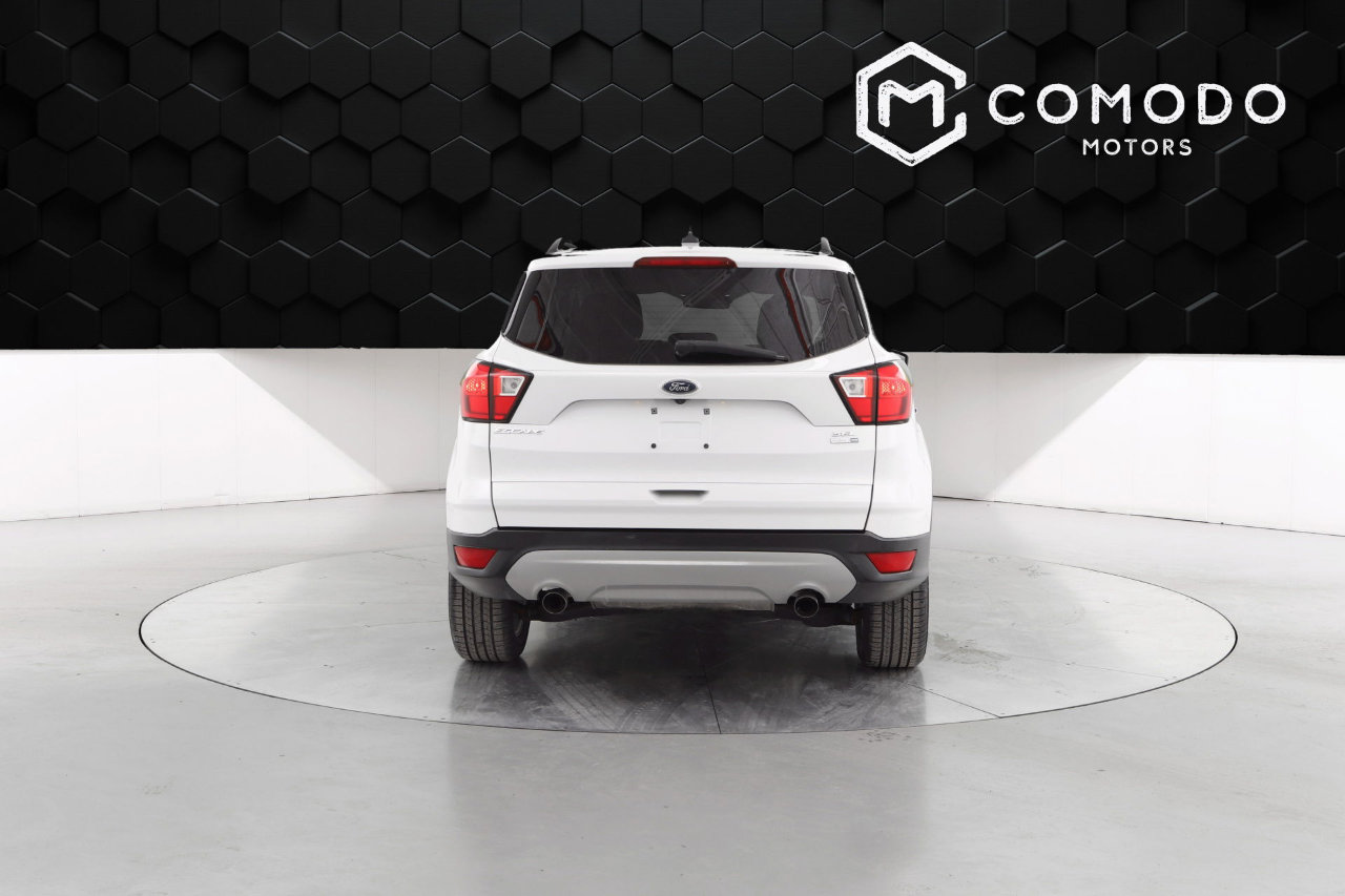 Used 2019 Ford Escape SEL image 4