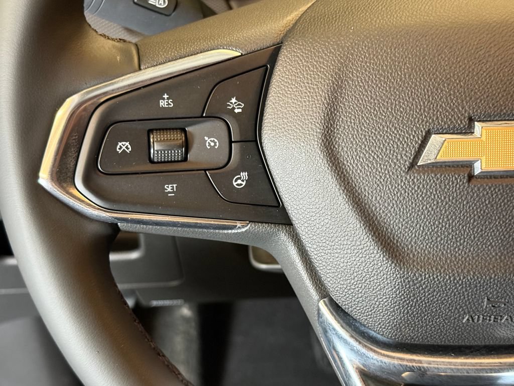 Used 2025 Chevrolet TrailBlazer LT w/ Convenience Package AWD/4WD image 11