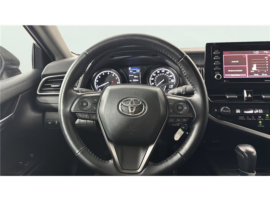 Used 2022 Toyota Camry SE w/ Carpet Mat Package (TMS) FWD image 25