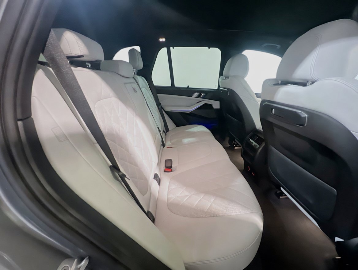 Used 2024 BMW X5 sDrive40i w/ Premium Package RWD image 22