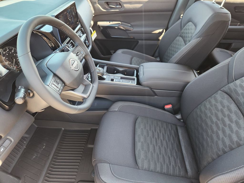 New 2026 Nissan Pathfinder SV FWD image 9