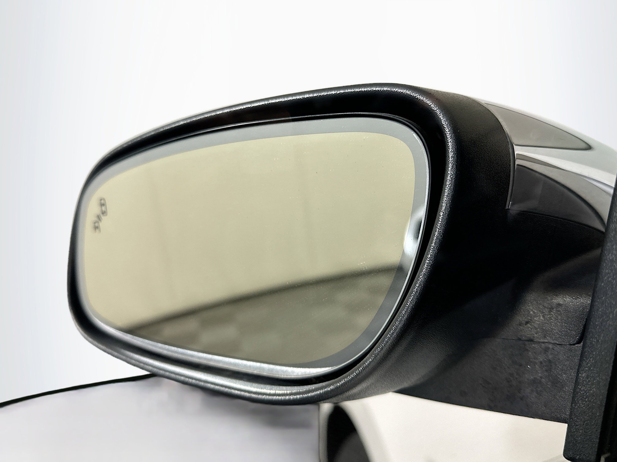 Used 2018 Ford Taurus Limited image 16