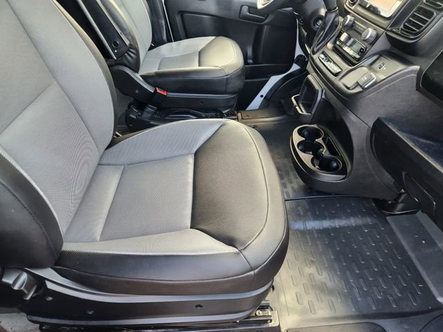 Used 2025 RAM ProMaster 2500 w/ Convenience Group image 11
