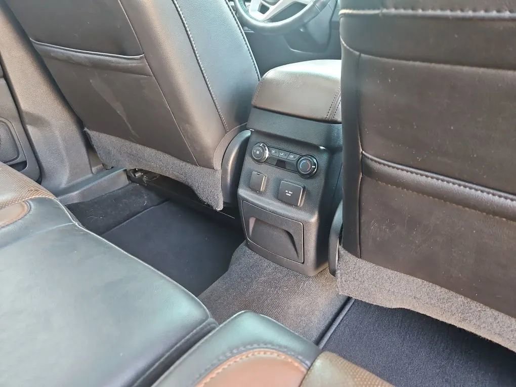Used 2013 Ford Explorer Limited image 23