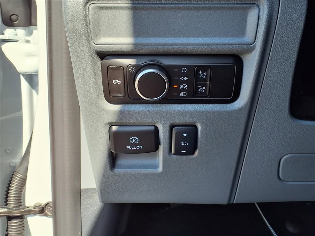 New 2025 Ford F150 Lightning Flash image 25