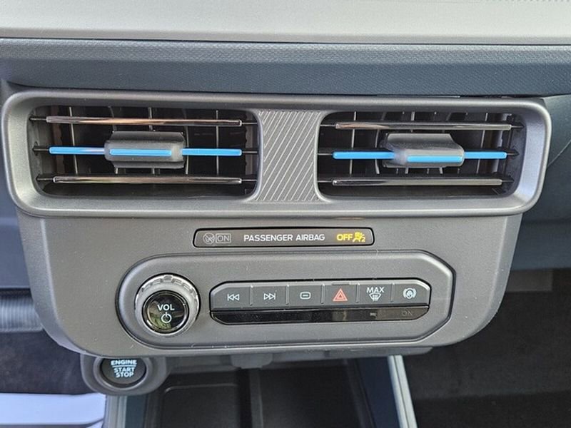 New 2026 Ford Maverick Lobo image 19