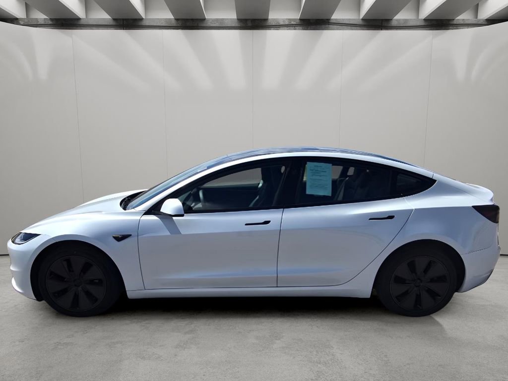 Used 2024 Tesla Model 3 Long Range image 2