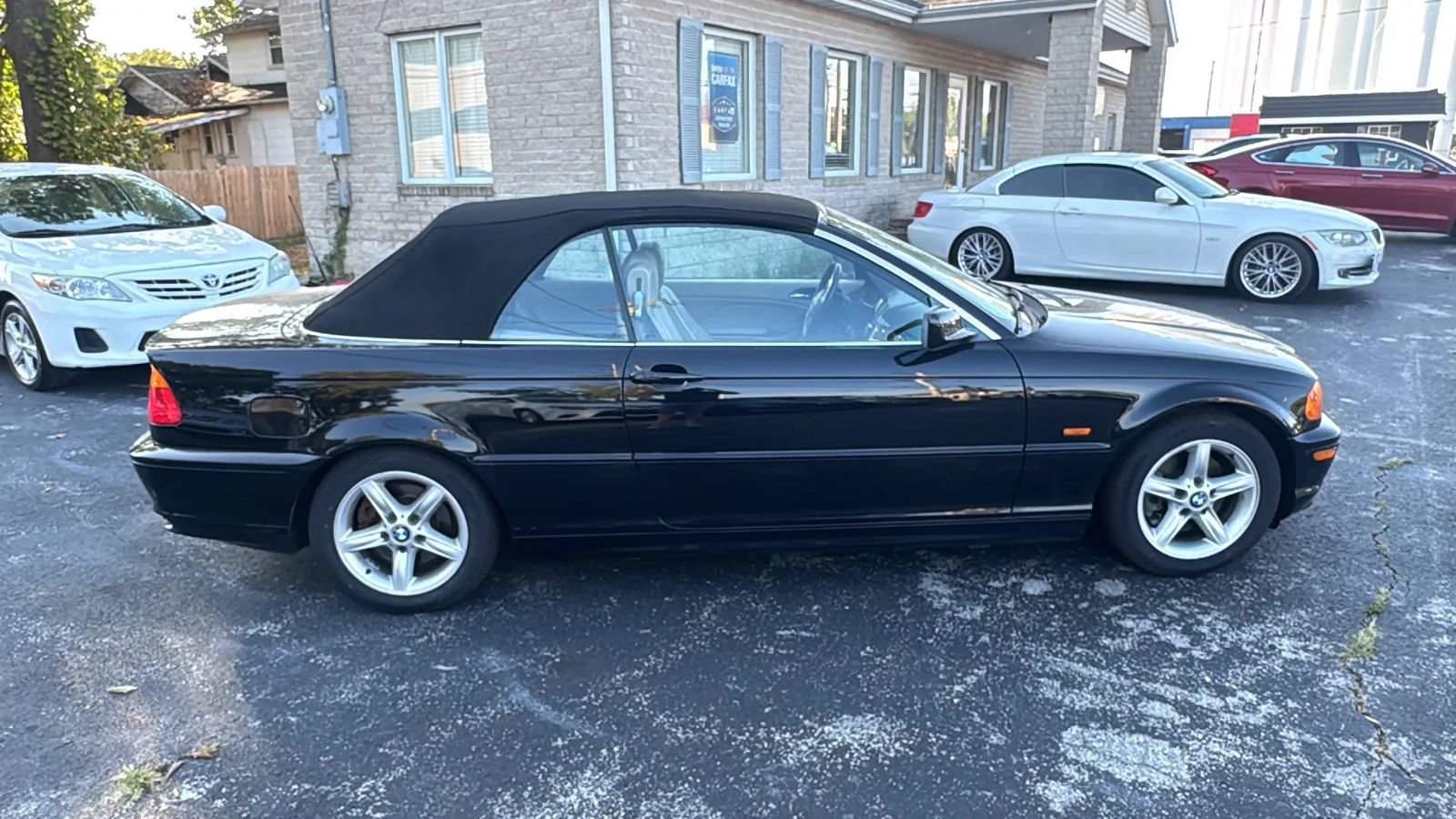 Used 2002 BMW 325Ci Convertible RWD image 8