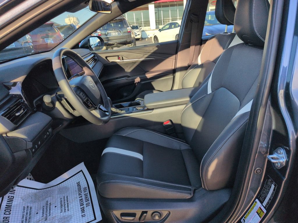 Certified 2026 Toyota Camry SE FWD image 9
