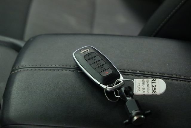 Used 2024 Nissan Sentra SV w/ All-Weather Package image 31