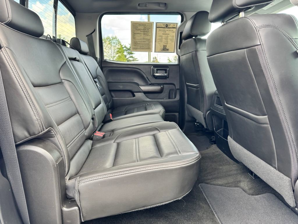Used 2018 GMC Sierra 2500 Denali w/ Suspension Package, Off-Road AWD/4WD image 15