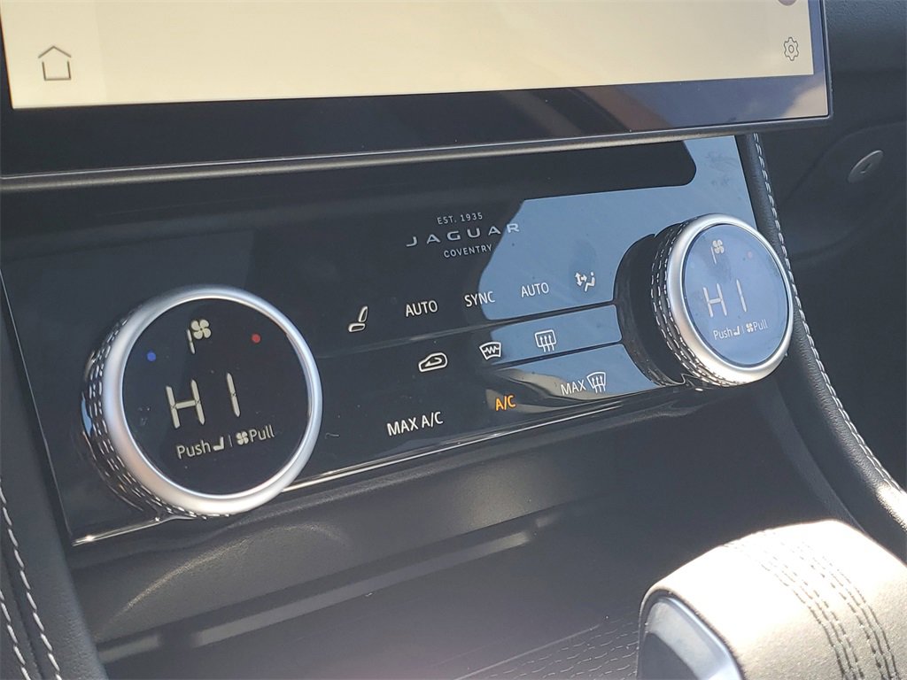 New 2025 Jaguar F-PACE R-Dynamic S image 23