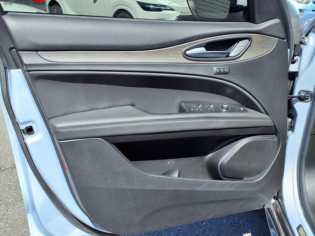 Used 2023 Alfa Romeo Stelvio Ti w/ Active Assist Plus Package AWD/4WD image 29