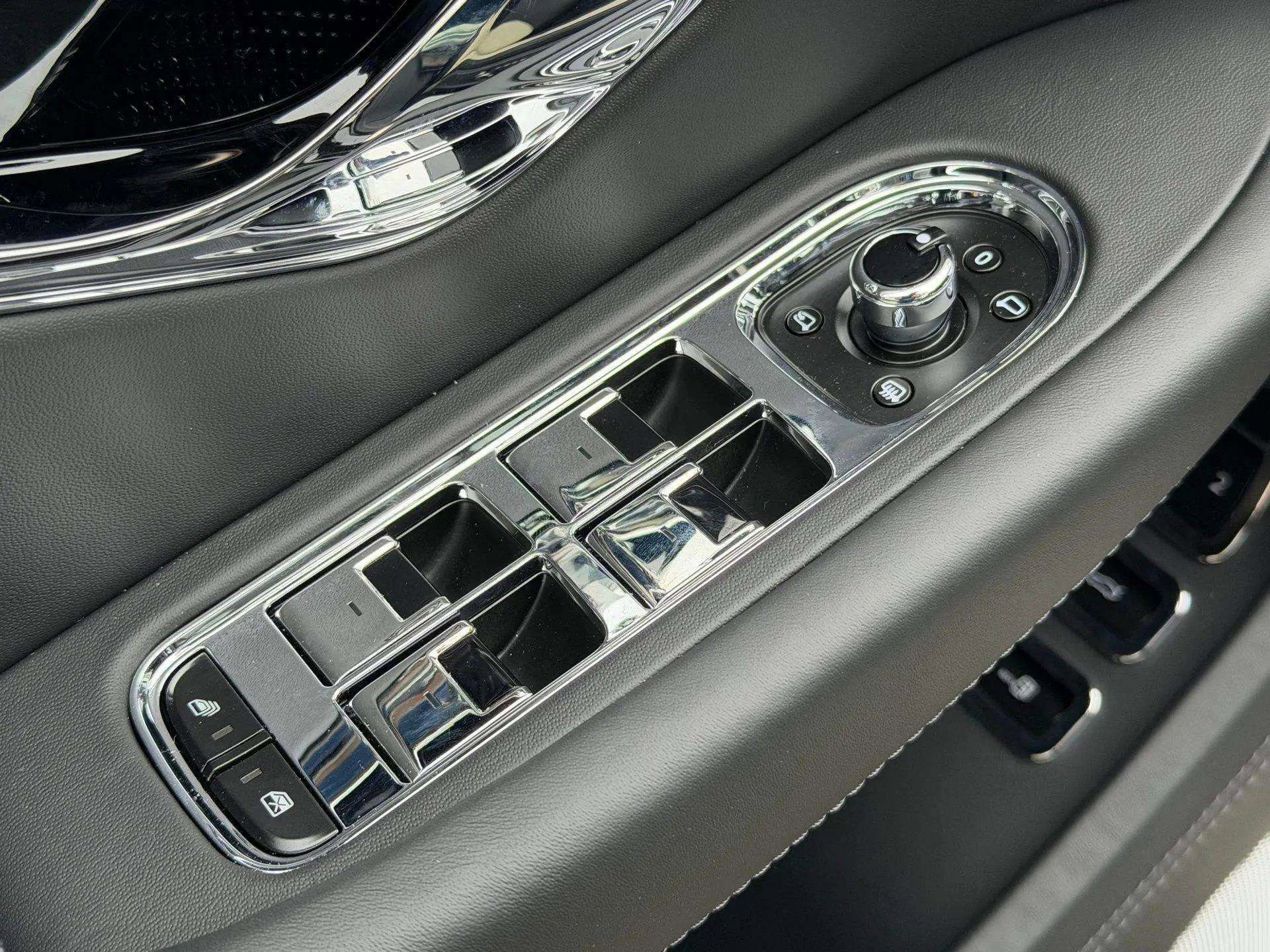 New 2026 Bentley Continental GT AWD/4WD image 50