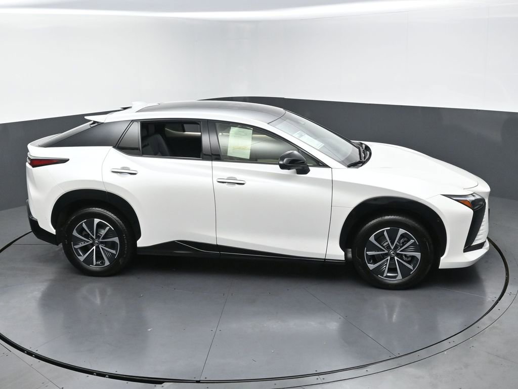 Used 2023 Lexus RZ 450e Premium w/ Technology Package AWD/4WD image 40