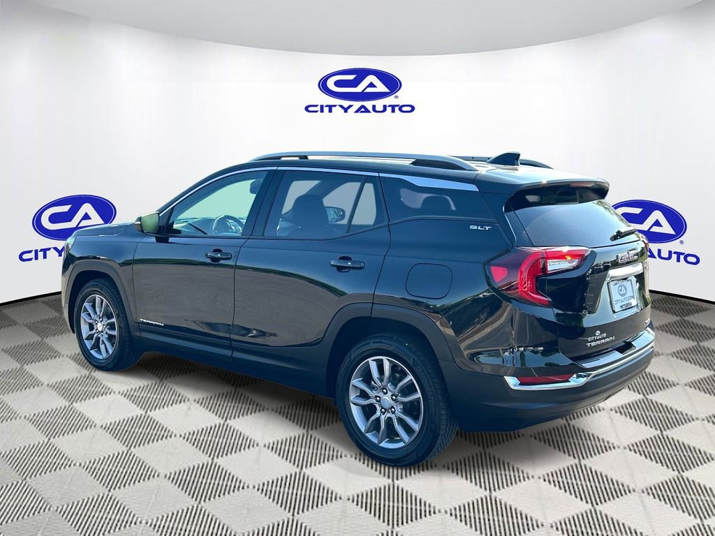 Used 2023 GMC Terrain SLT w/ Infotainment Package II AWD/4WD image 6