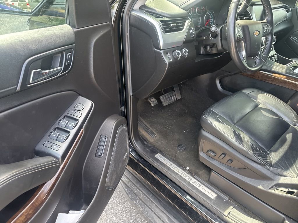 Used 2017 Chevrolet Tahoe LT image 16