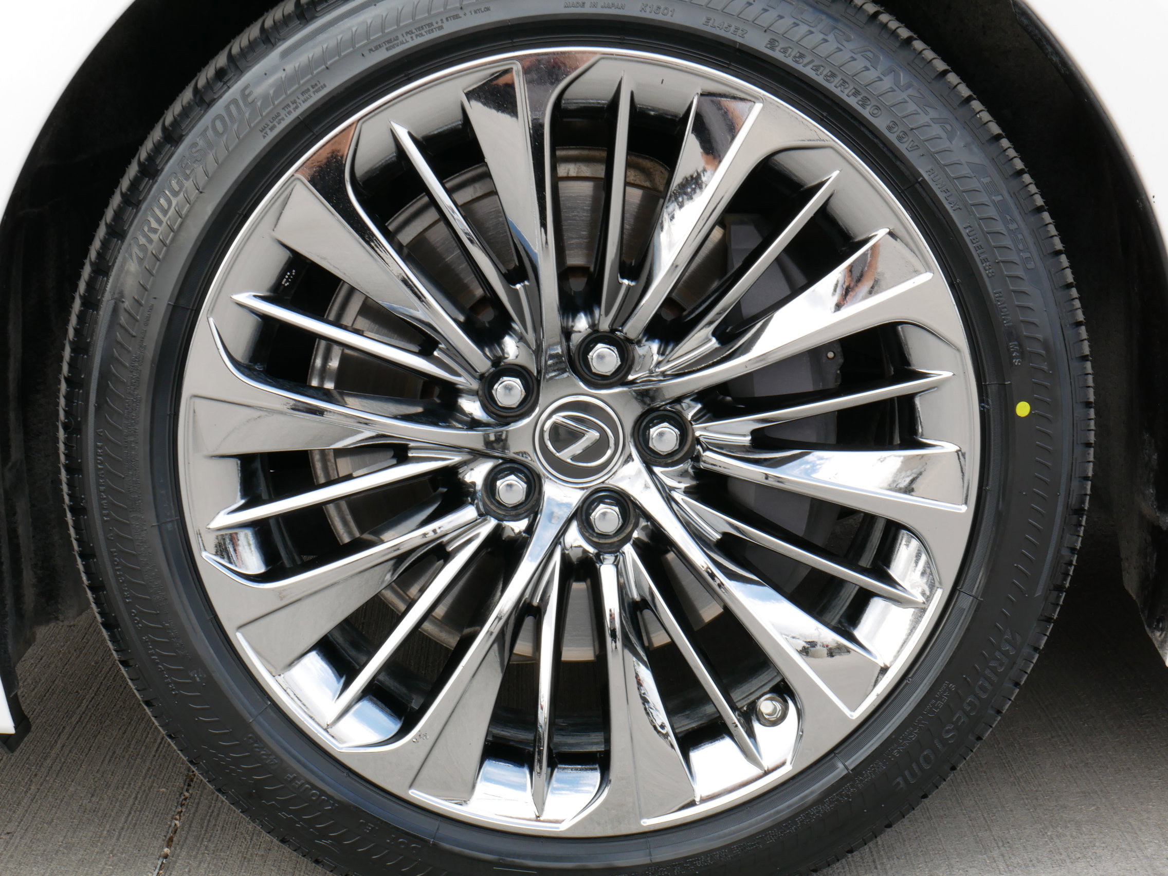 Used 2019 Lexus LS 500 AWD image 17