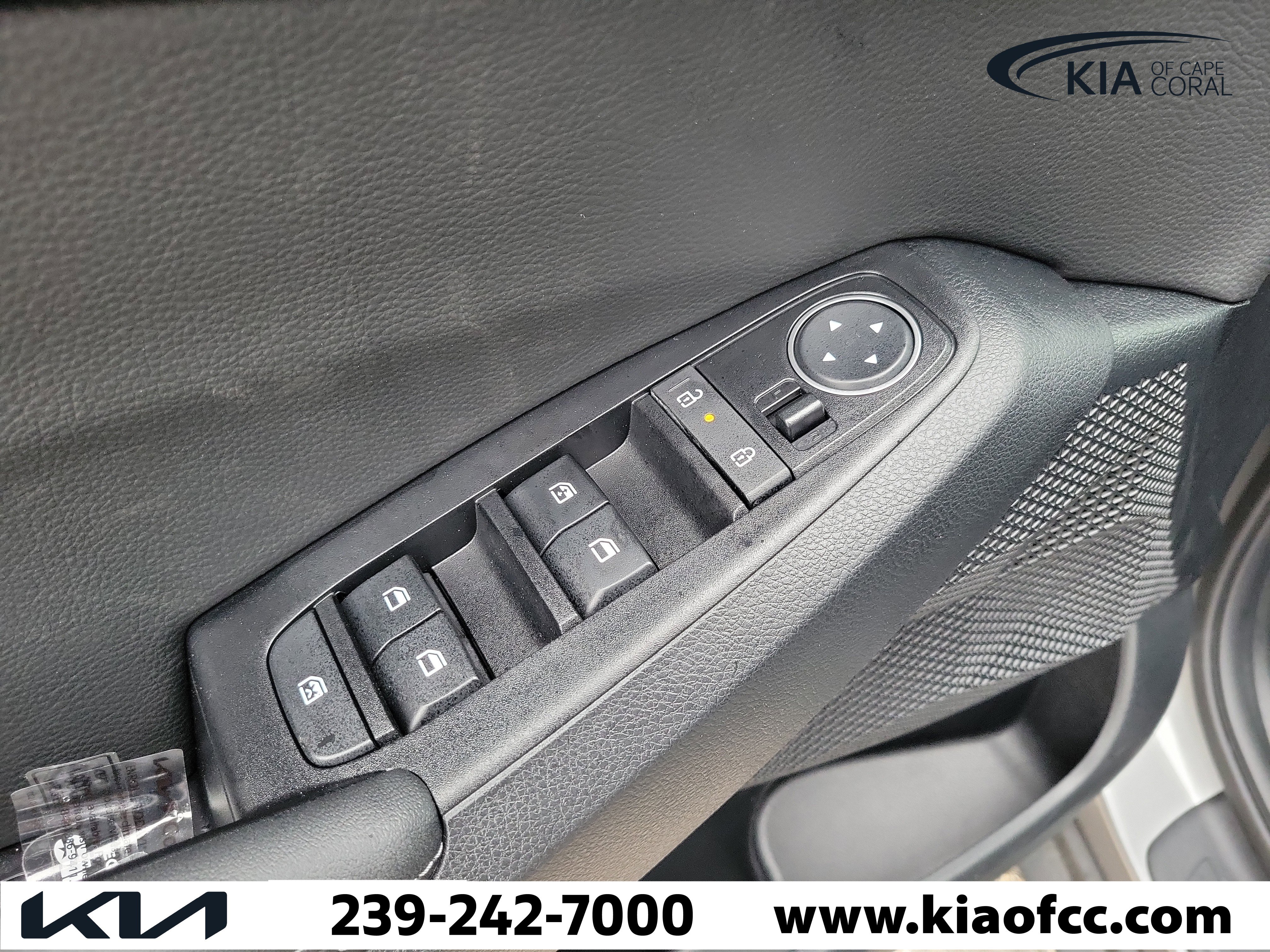 New 2026 Kia Seltos EX FWD image 22