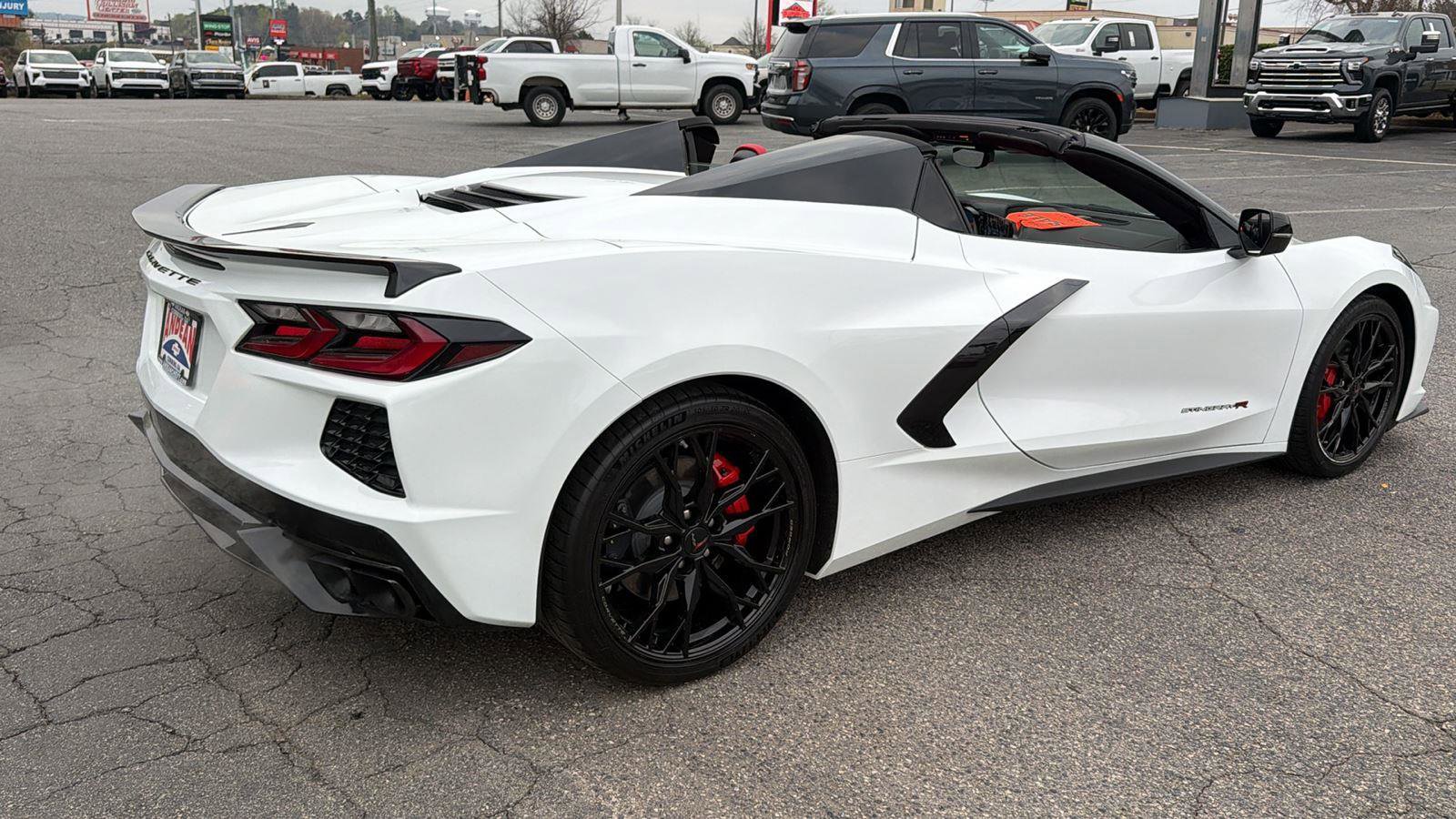 Used 2025 Chevrolet Corvette Stingray Convertible RWD image 5
