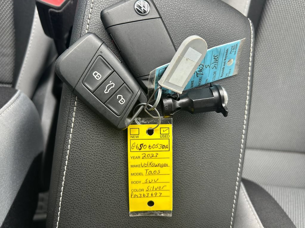 Certified 2023 Volkswagen Taos S FWD image 39