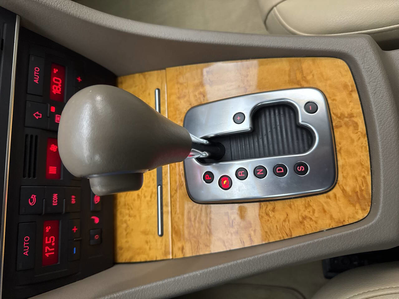 Used 2009 Audi A4 2.0T image 20