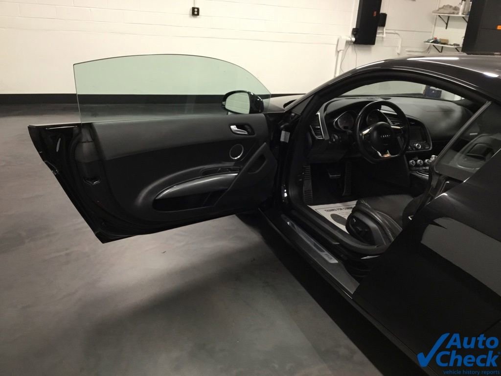 Used 2008 Audi R8 V8 image 29