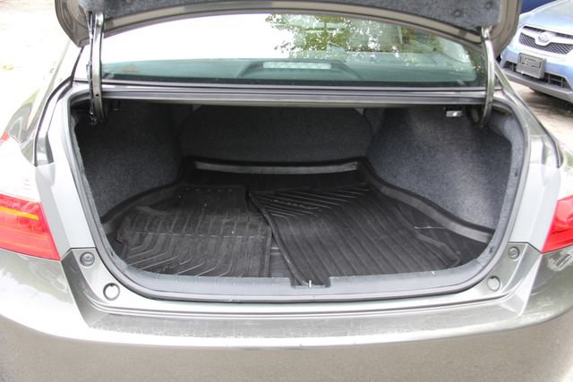 Used 2013 Honda Accord EX-L image 32