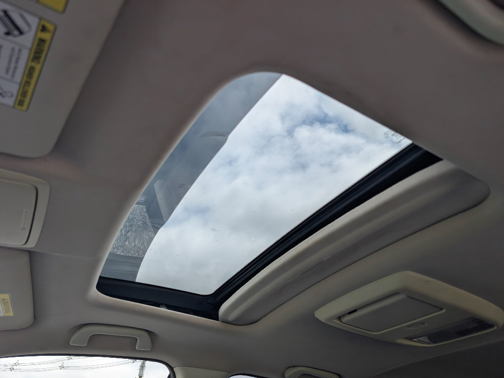 Used 2012 Honda CR-V EX-L image 16
