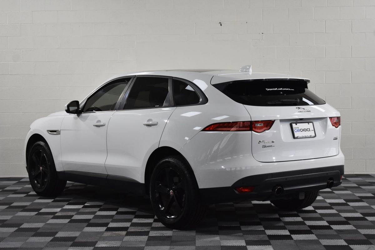 Used 2018 Jaguar F-PACE Premium image 3