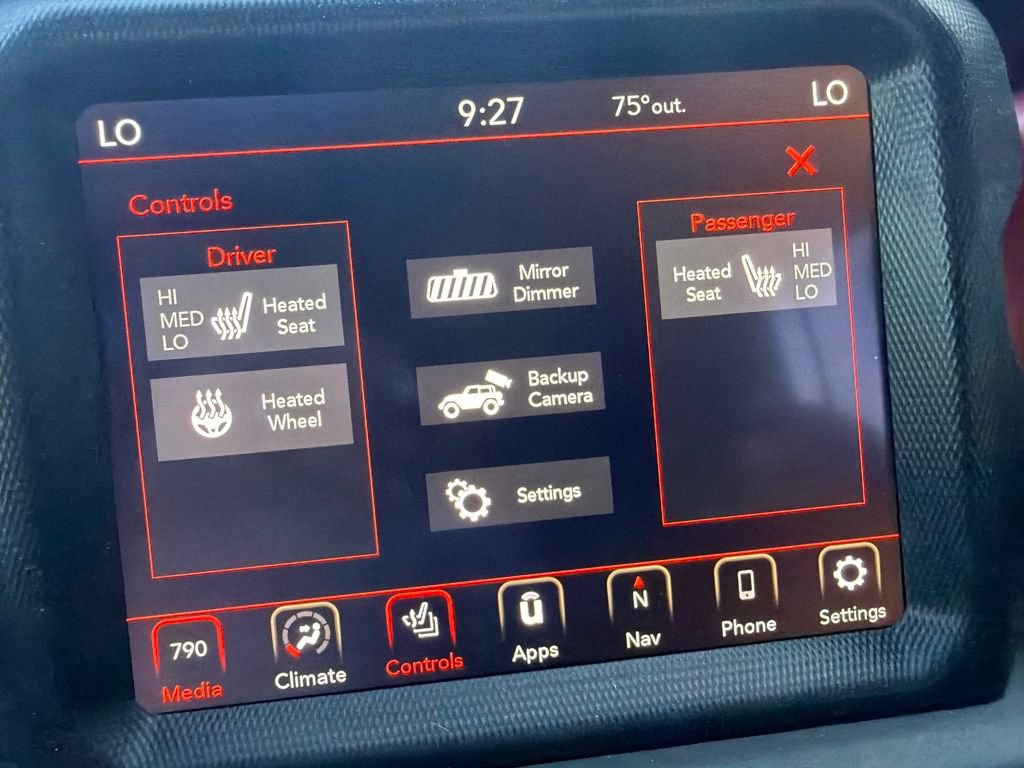 Used 2023 Jeep Wrangler Unlimited Rubicon w/ Cold Weather Group AWD/4WD image 22