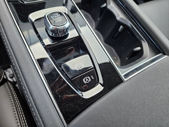 Used 2026 Volvo XC90 B6 Ultra AWD/4WD image 31