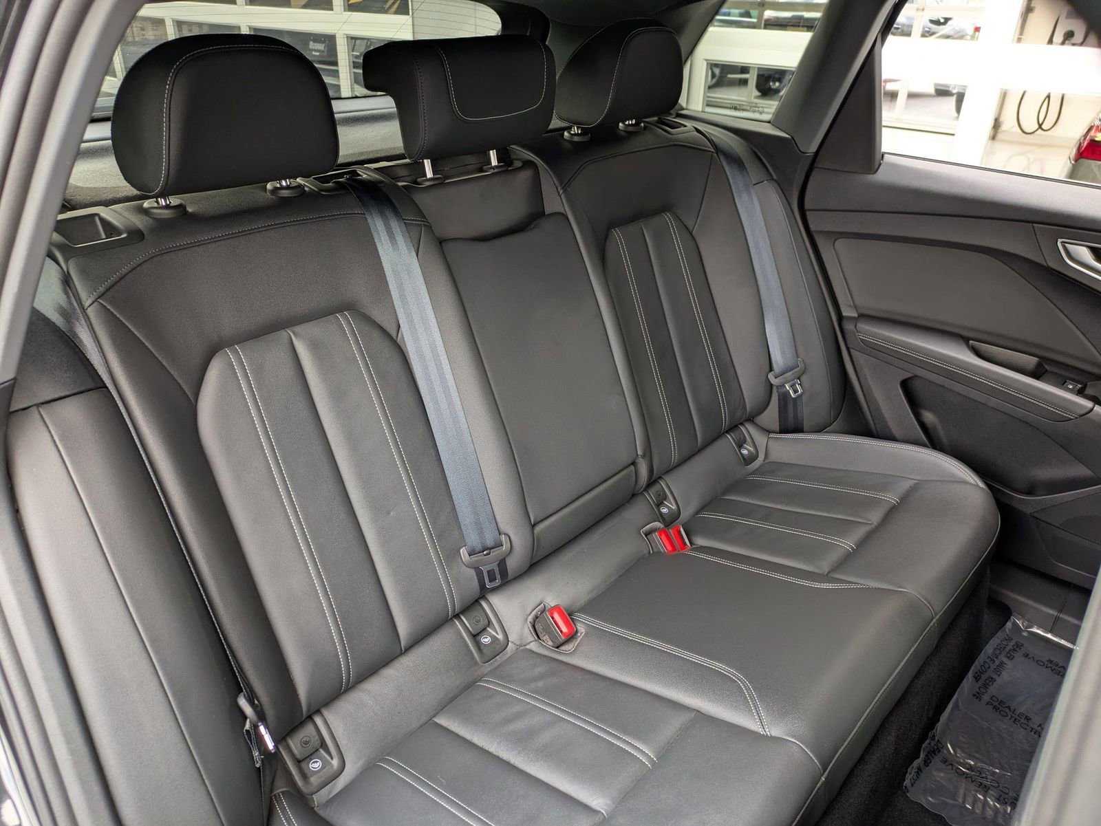 Used 2023 Audi Q4 e-tron Premium Plus image 29