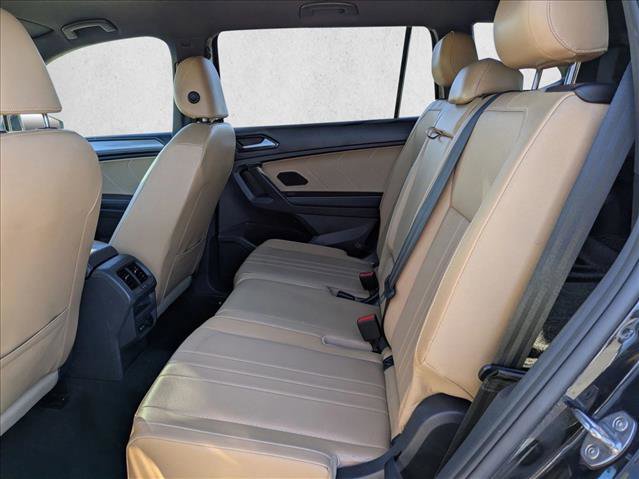 Used 2023 Volkswagen Tiguan SE image 18