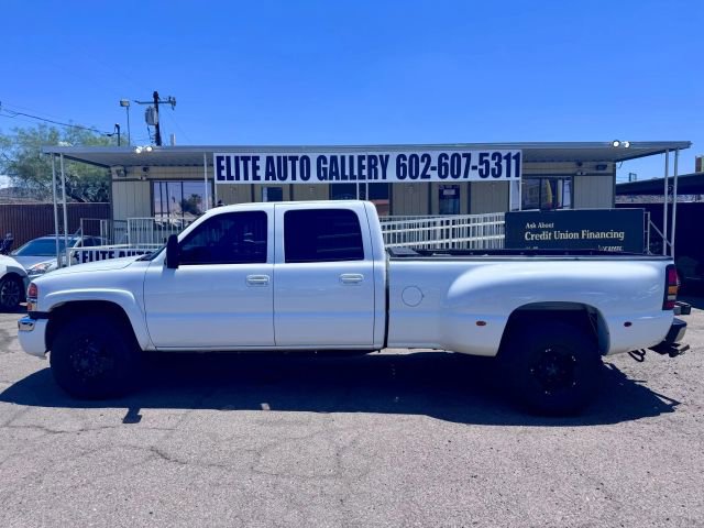 Used 2007 GMC Sierra 3500 SLT w/ Heavy-Duty Power Package image 3