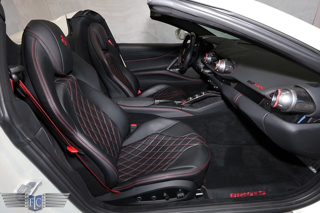 Used 2021 Ferrari 812 GTS RWD image 22