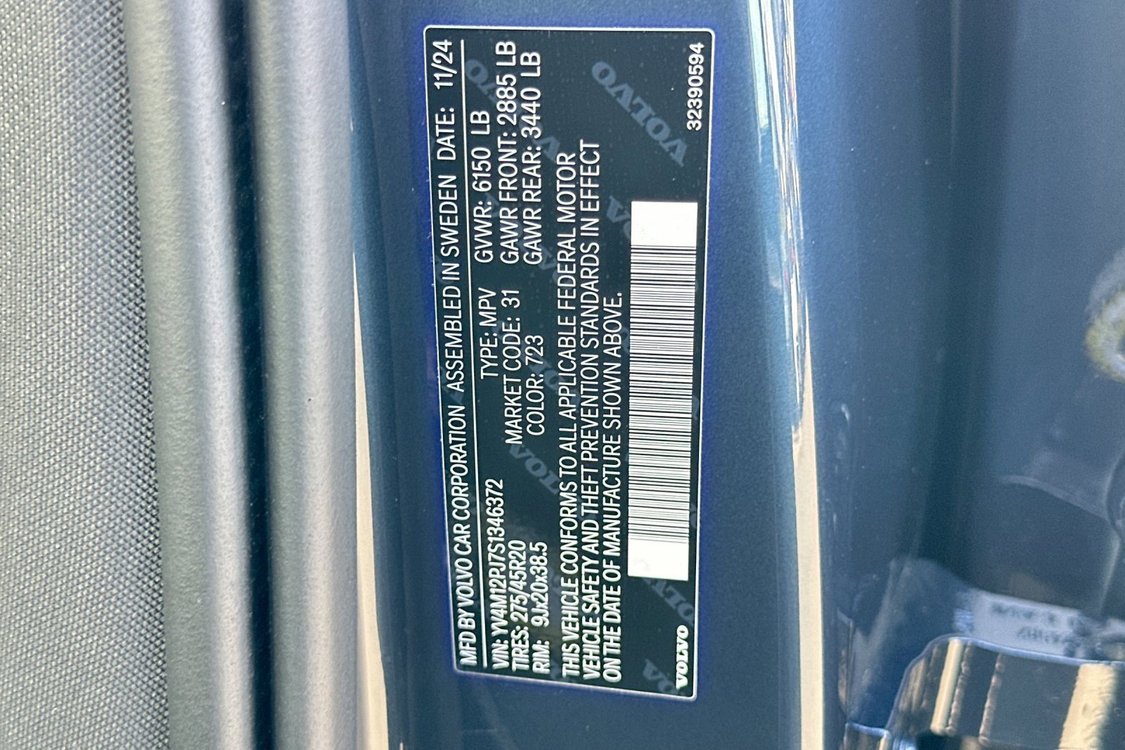 Certified 2025 Volvo XC90 B5 Core w/ Protection Package Premier image 35