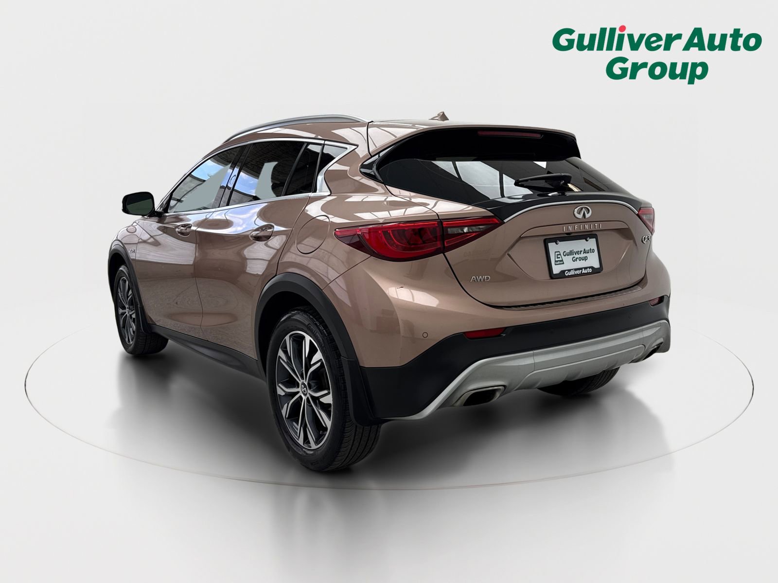 Used 2018 INFINITI QX30 Premium w/ Navigation Package AWD/4WD image 5
