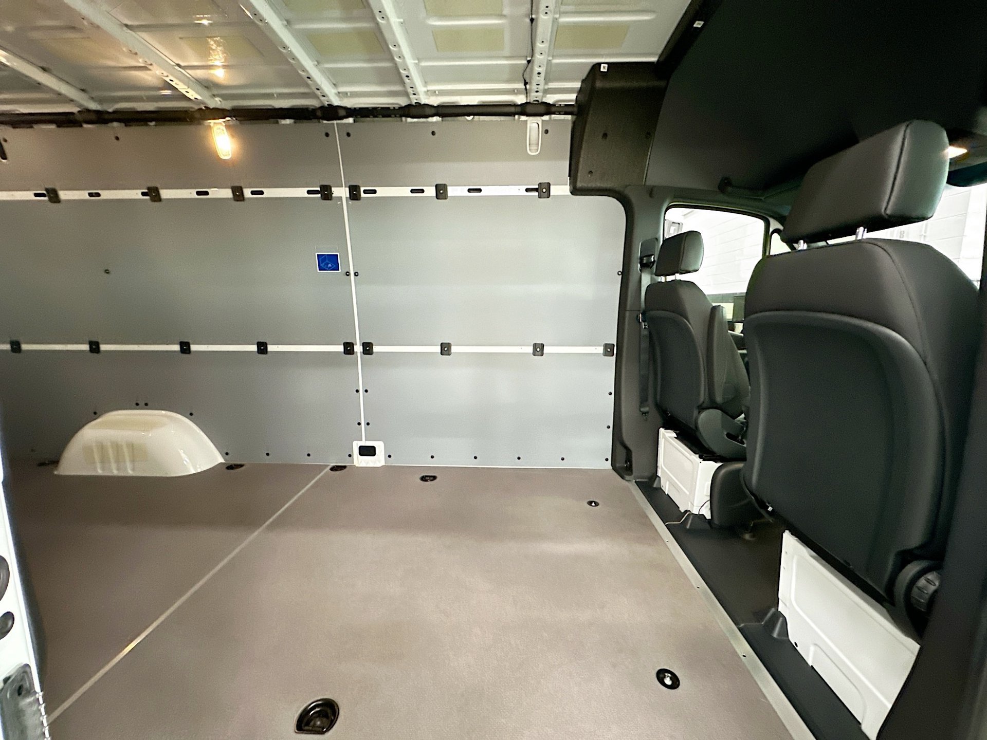 Used 2026 Mercedes-Benz Sprinter 2500 image 21