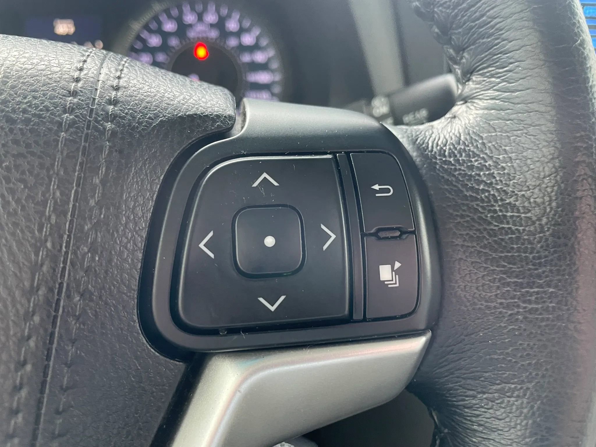 Used 2017 Toyota Sienna XLE Premium AWD/4WD image 12