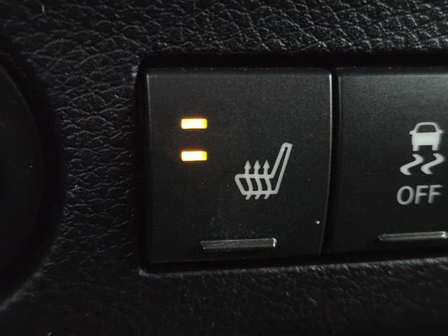 Used 2017 Jeep Wrangler Unlimited Sahara w/ Quick Order Package 24E Chief image 4