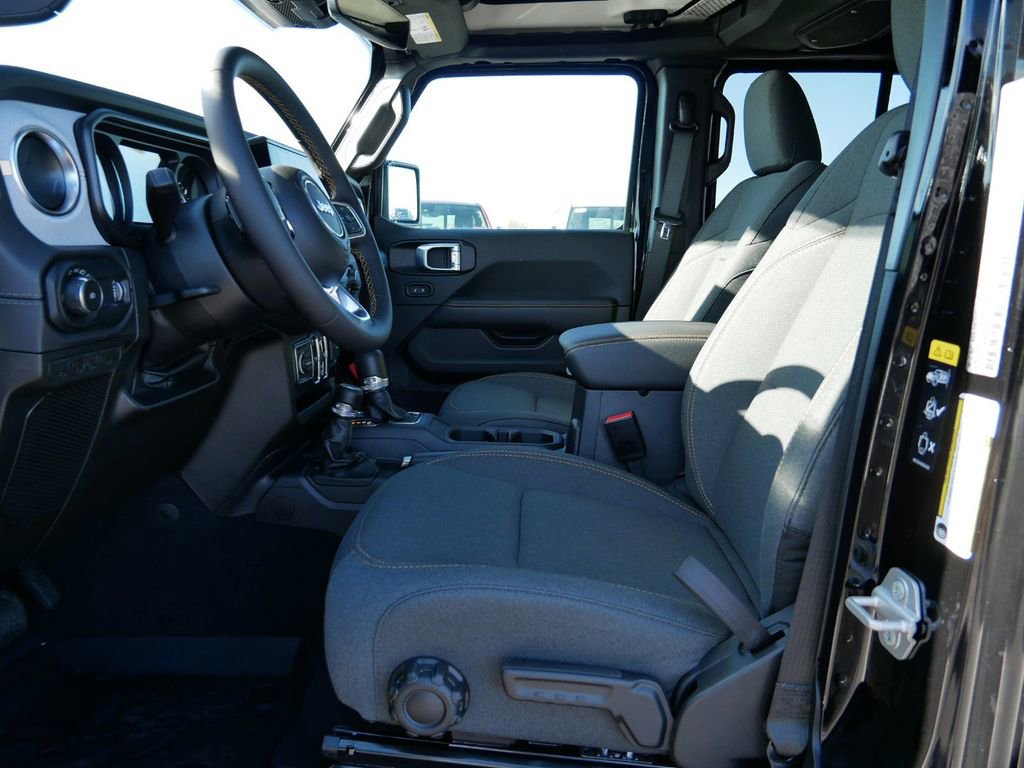 New 2024 Jeep Wrangler Sahara w/ Technology Group image 5
