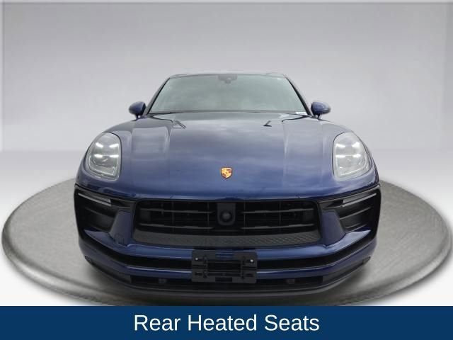 Used 2024 Porsche Macan image 10