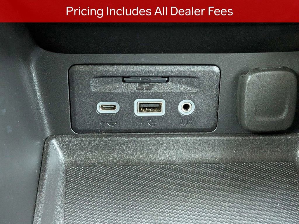 Used 2024 GMC Terrain SLE w/ Driver Convenience Package FWD image 24