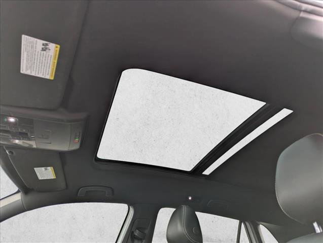 Used 2021 Volkswagen Atlas Cross Sport SE w/ Panoramic Sunroof Package image 21