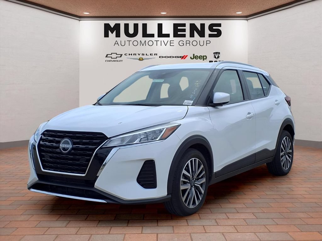Used 2023 Nissan Kicks SV