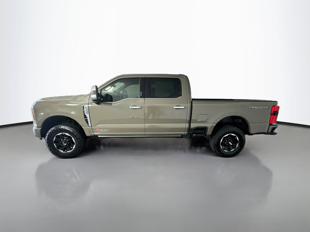 Used 2026 Ford F350 Platinum w/ Platinum Plus Package AWD/4WD image 4